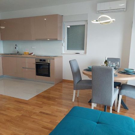 Sunrise Apartment Макарска Экстерьер фото